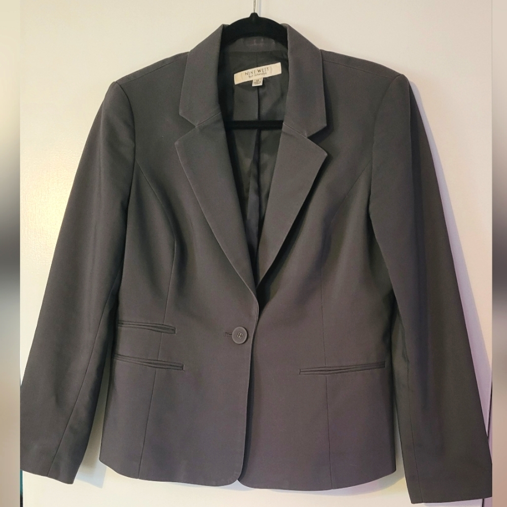 Nine West Gray Lined One Button Blazer Fitted Silhouette Size 10